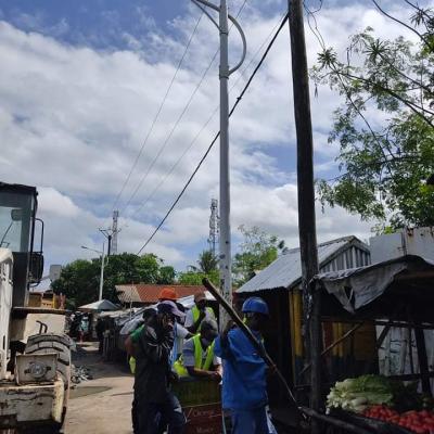 Installation de l’éclairage public dans le quartier de Verrerie, Toamasina. Région Antsinanana